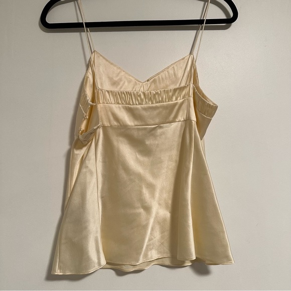 Club Monaco 2000s Dainty Cropped Top - Picture 2 of 3